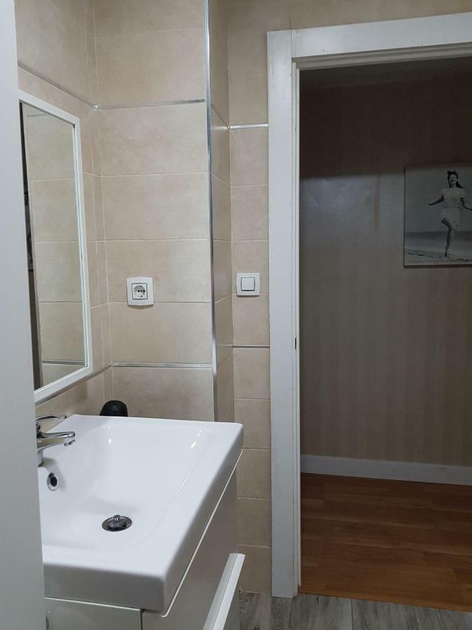Apartamento Los Marmoles Apartment มาลากา ภายนอก รูปภาพ